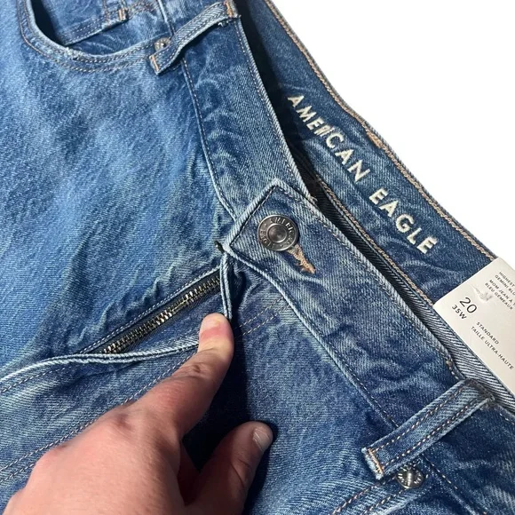 American Eagle Highest Rise Mom Jeans In Gemini Blue Ripped Size 20 - Picture 5 of 8